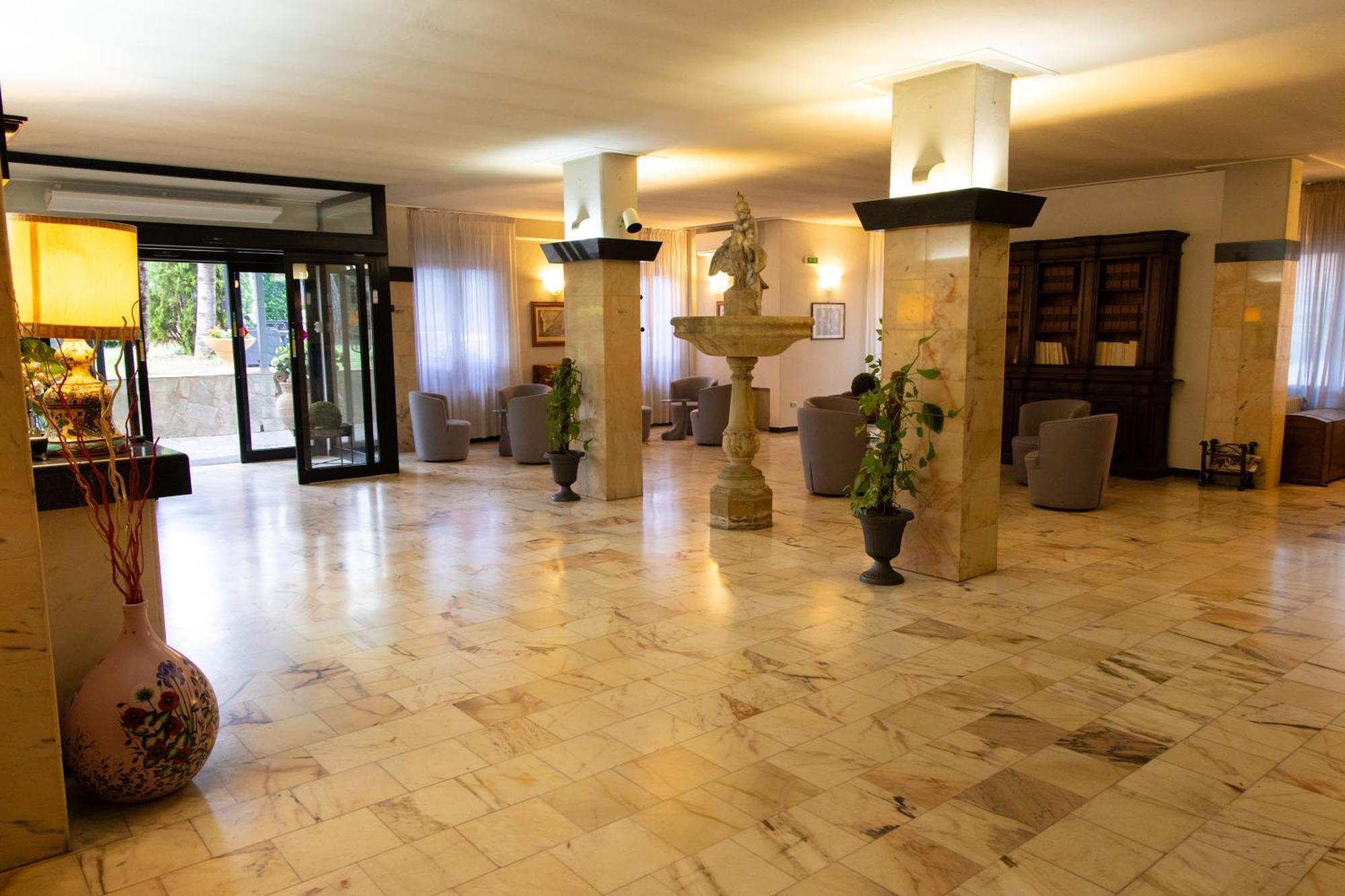 Hotel Park Ge.Al. Читта-ди-Кастелло Экстерьер фото